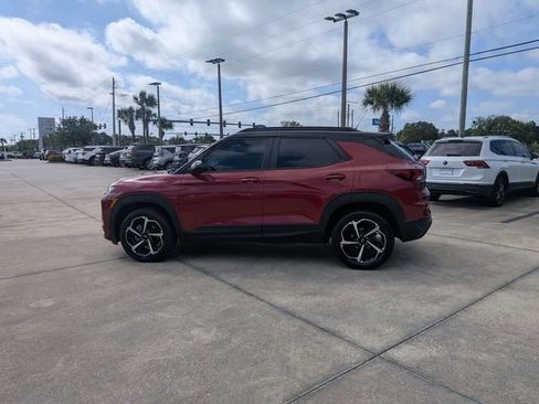 Used 2021 Chevrolet TrailBlazer RS w/ Technology Package AWD/4WD image 6