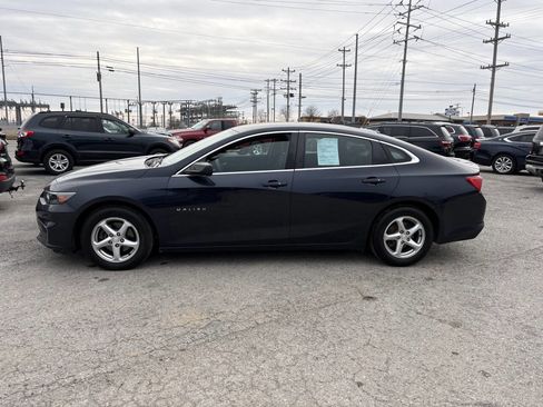 Used 2016 Chevrolet Malibu LS image 2
