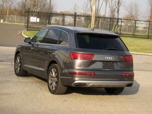 Used 2019 Audi Q7 3.0T Premium Plus w/ Premium Plus Package AWD/4WD image 13