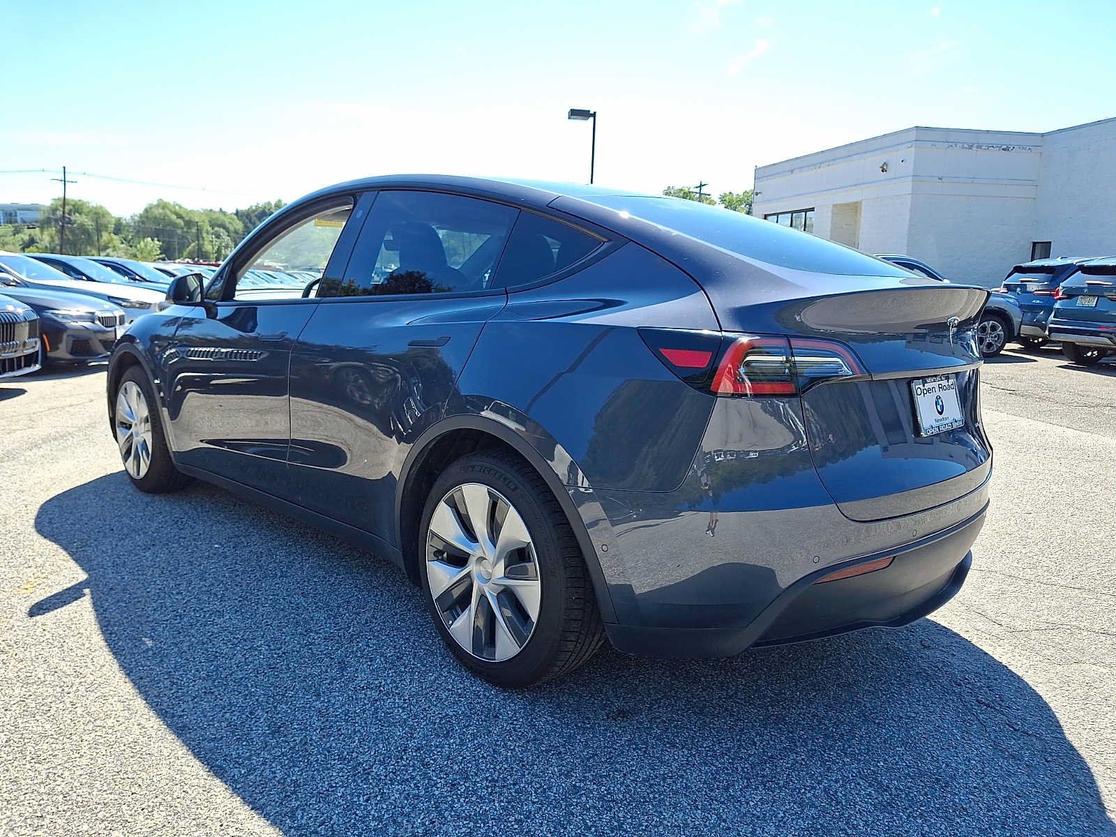 Used 2021 Tesla Model Y Long Range AWD/4WD image 4