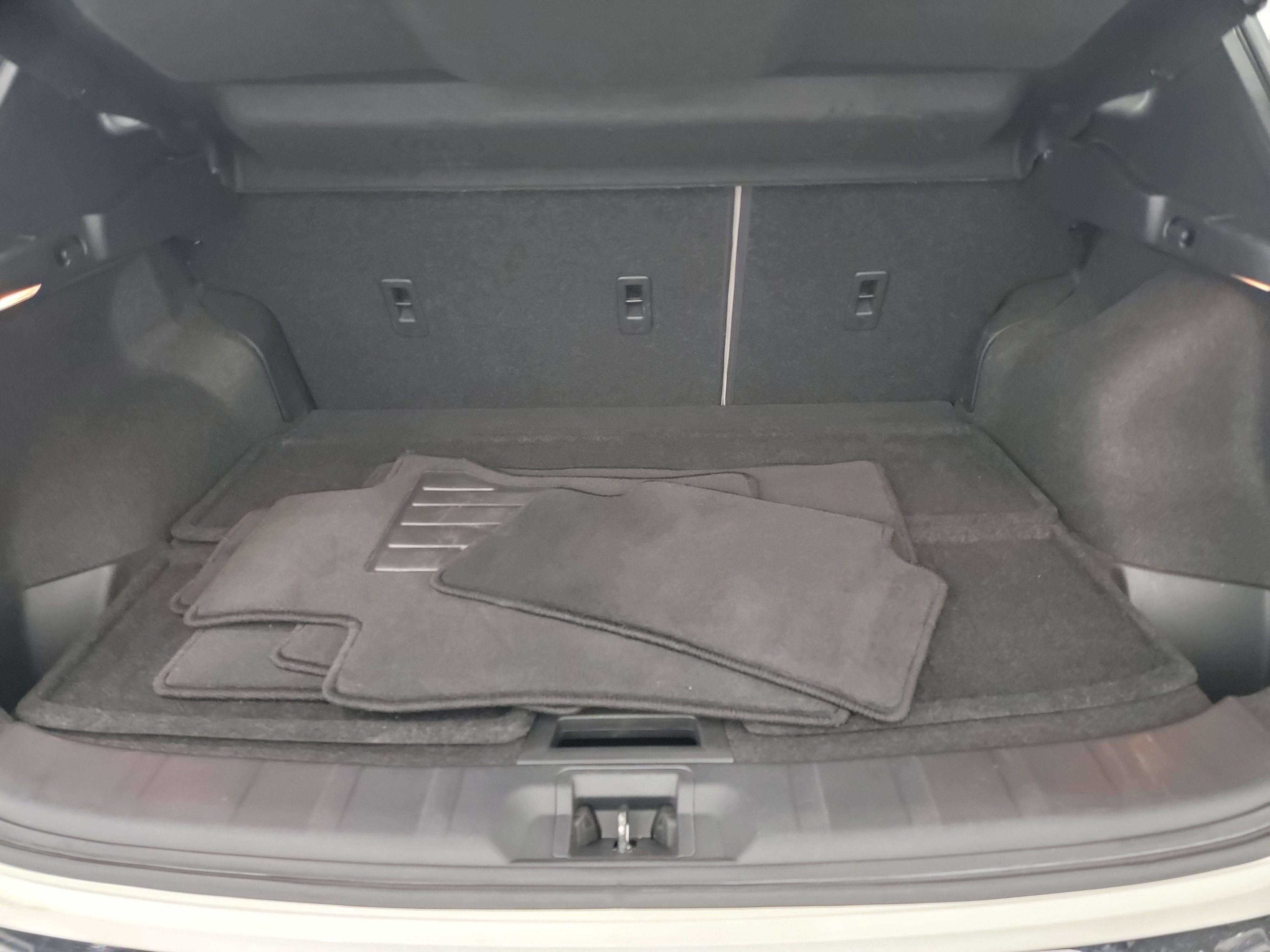 Used 2020 Nissan Rogue Sport SV w/ All-Weather Package FWD image 25