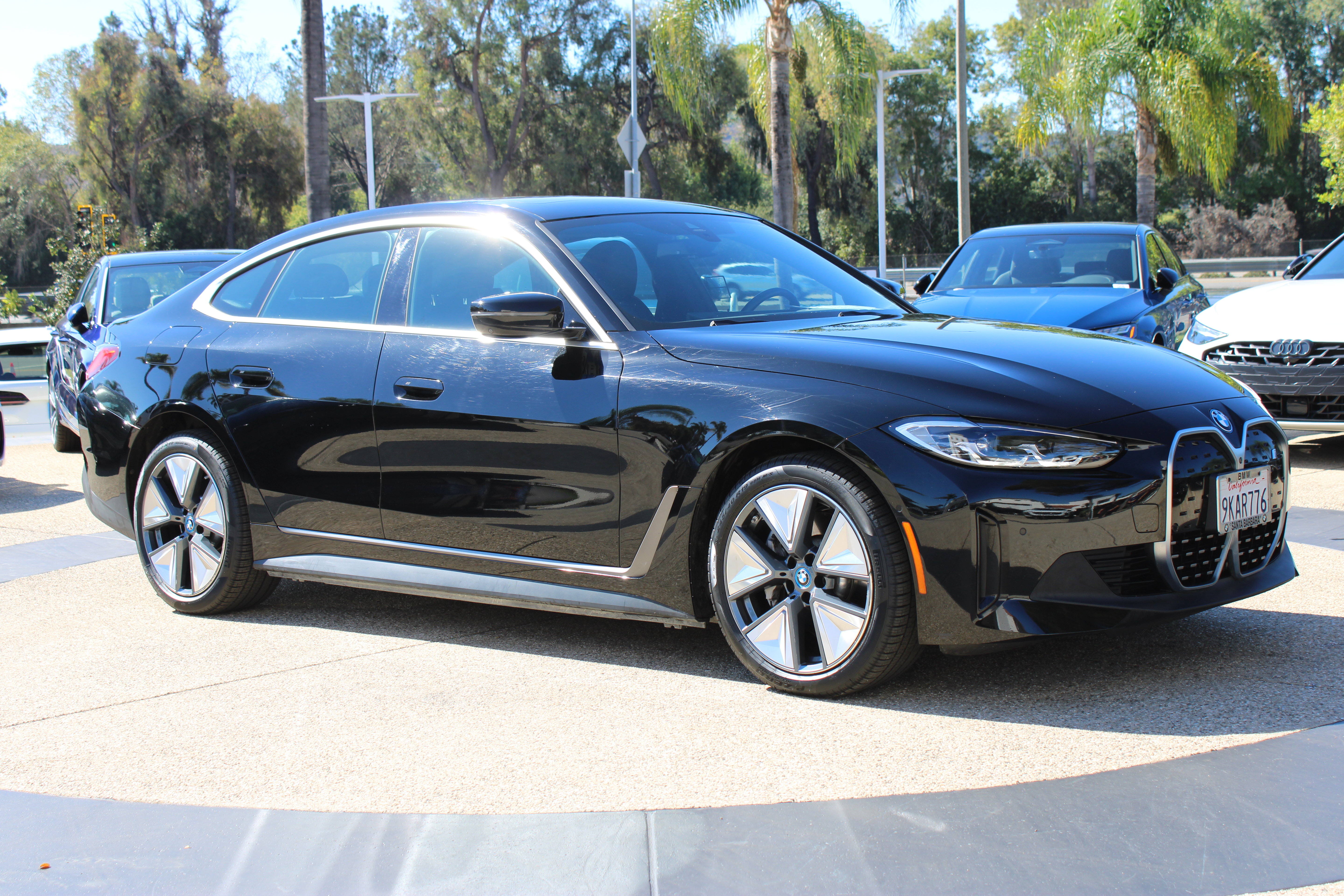 Used 2024 BMW i4 eDrive35 w/ Convenience Package RWD image 7