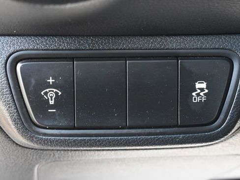 Used 2023 Kia Forte LXS image 19