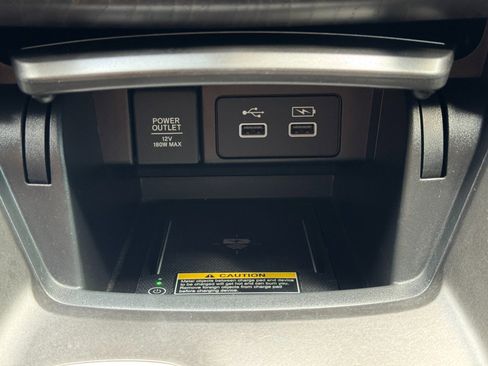 Used 2022 Honda Accord Touring image 30