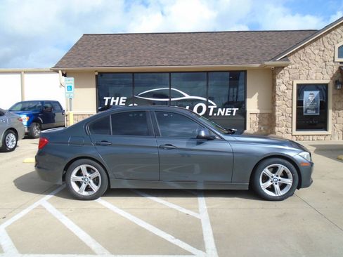 Used 2015 BMW 328i xDrive Sedan AWD/4WD image 5