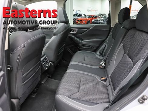Used 2022 Subaru Forester Premium AWD/4WD image 24