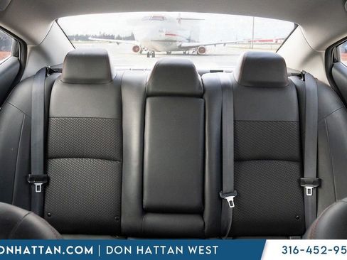Used 2024 Nissan Altima 2.5 SR FWD image 19
