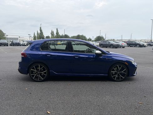 Used 2024 Volkswagen Golf R AWD/4WD image 4
