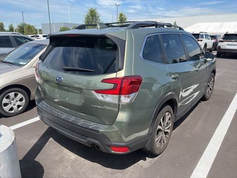 Used 2021 Subaru Forester Limited AWD/4WD image 6