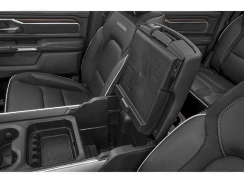 Used 2025 RAM 1500 Laramie w/ Sport Appearance Package AWD/4WD image 16