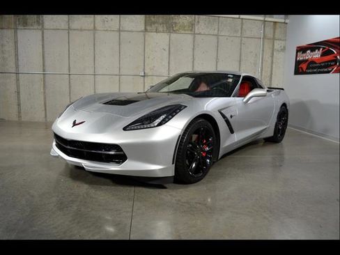 Used 2018 Chevrolet Corvette Stingray Coupe w/ Battery Protection Package image 4