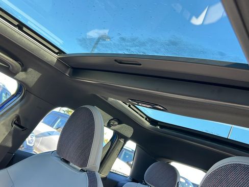 New 2026 MINI Cooper 4-Door Hardtop image 15