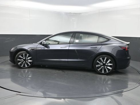 Used 2024 Tesla Model 3 Standard Range RWD image 40
