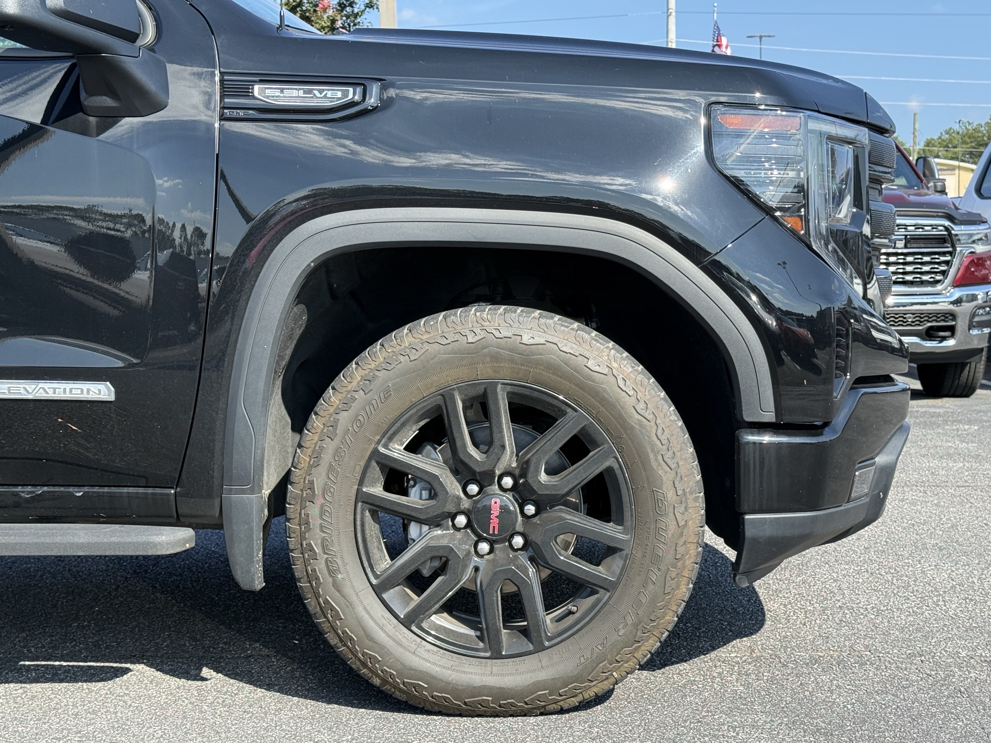 Used 2024 GMC Sierra 1500 Elevation w/ X31 Off-Road Package AWD/4WD image 12