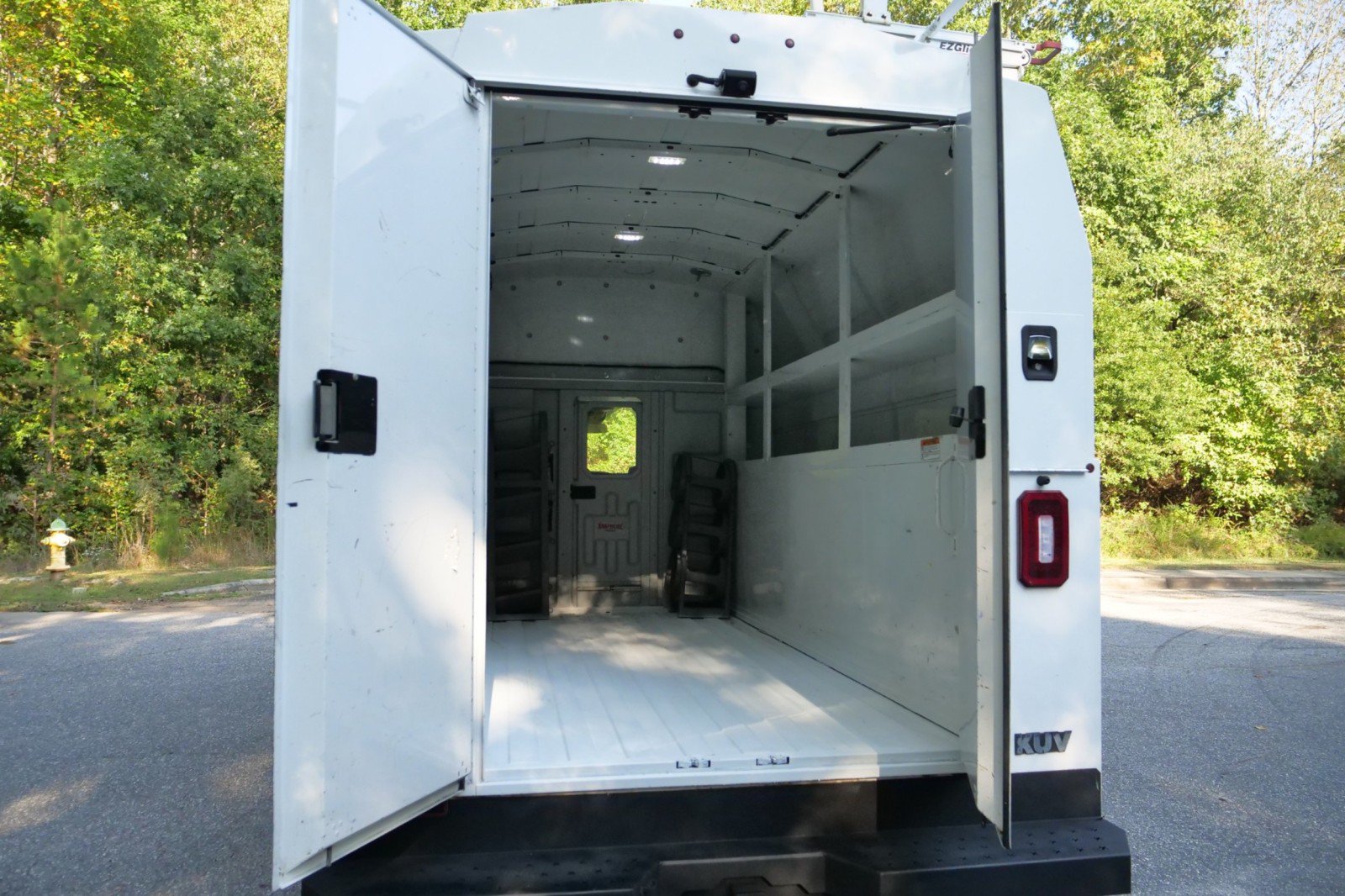 Used 2019 Ford Transit 350 138 w/ Interior Upgrade Package RWD image 23