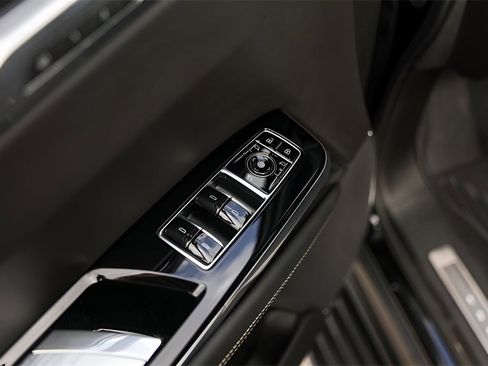 Certified 2025 Cadillac Escalade V w/ LPO, Floor Liner Package image 22