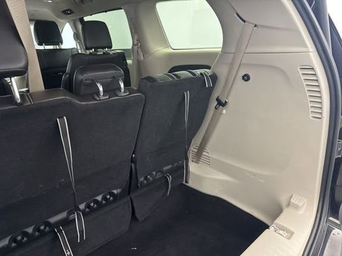 Used 2024 Chrysler Pacifica Touring-L image 46