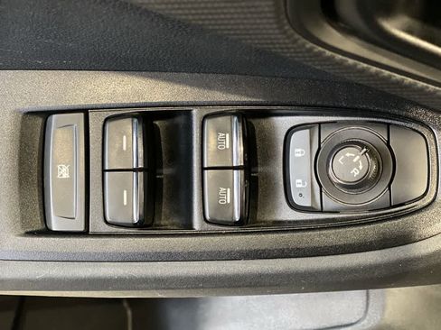 Used 2024 Subaru Crosstrek 2.5i Sport w/ Popular Package #4A image 16