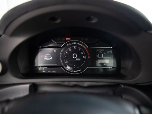 Used 2024 Toyota GR86 Premium image 10