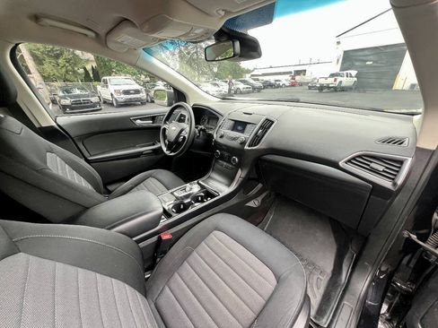 Used 2019 Ford Edge SE AWD/4WD image 13