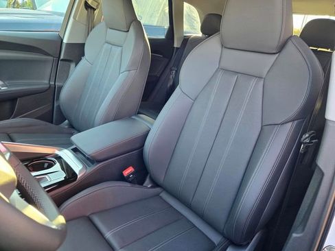 Used 2025 Audi Q5 Premium Plus w/ Premium Plus image 21