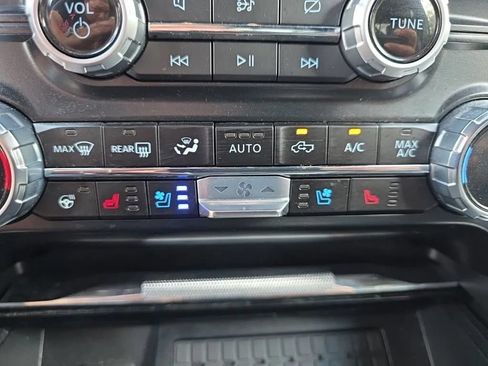 Used 2023 Ford F150 Lariat w/ Equipment Group 502A High AWD/4WD image 33