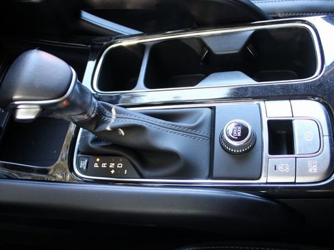 Used 2025 Kia Telluride S image 28