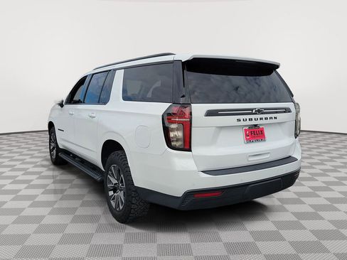 Used 2023 Chevrolet Suburban Z71 image 4