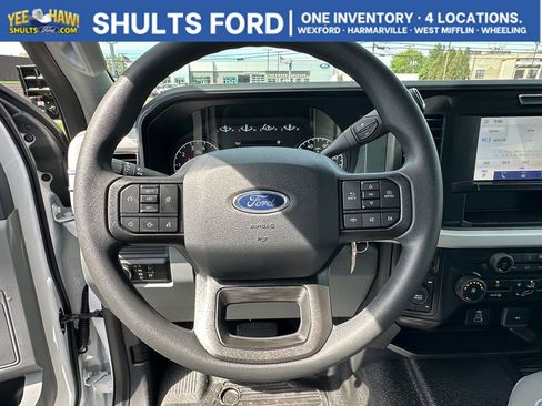 New 2026 Ford F250 XL w/ XL Chrome Package AWD/4WD image 8