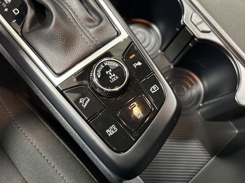 Used 2024 Kia Sportage LX image 24