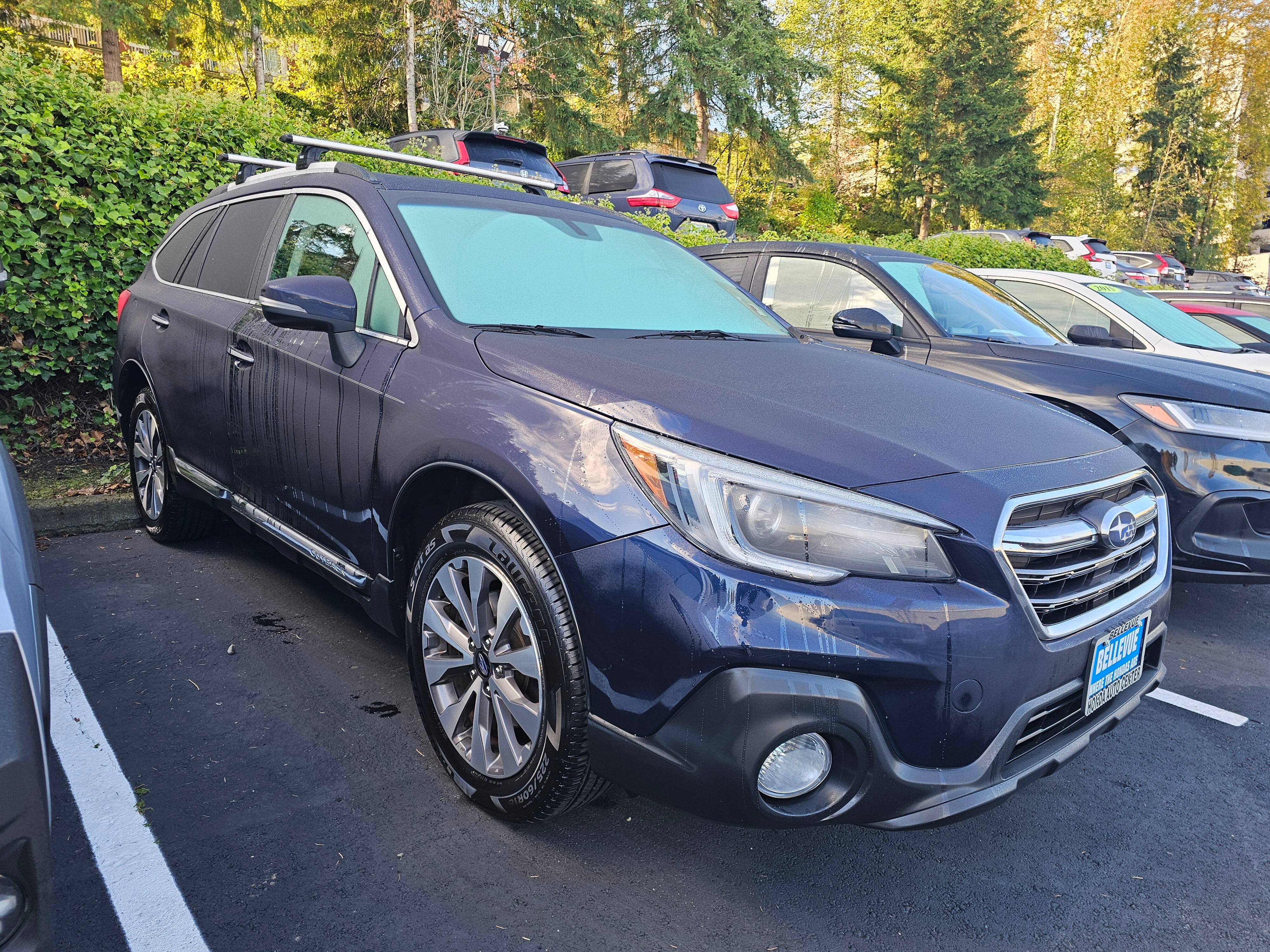 Used 2018 Subaru Outback 2.5i Touring AWD/4WD image 1
