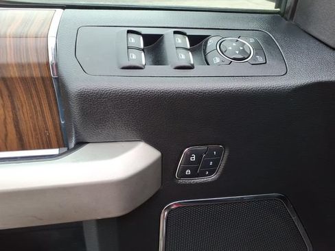 Used 2015 Ford F150 Lariat w/ Trailer Tow Package AWD/4WD image 11