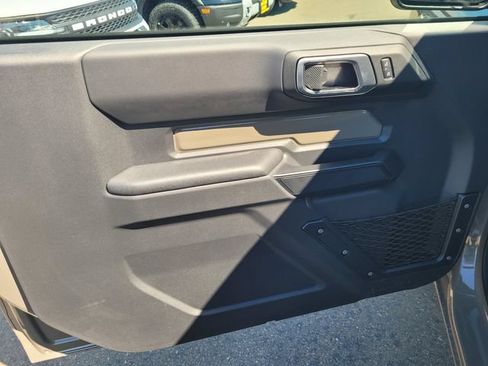 New 2026 Ford Bronco 2-Door AWD/4WD image 8