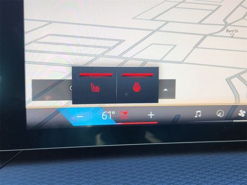 New 2026 BMW 330i xDrive Sedan w/ M Sport Package image 15