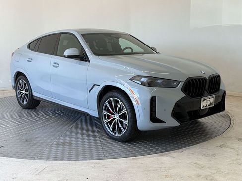 Certified 2025 BMW X6 xDrive40i w/ Premium Package AWD/4WD image 7