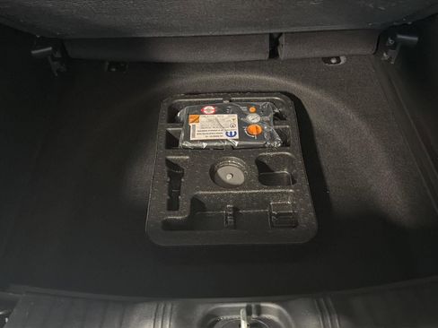 Used 2022 Jeep Compass Limited w/ Elite Group image 10