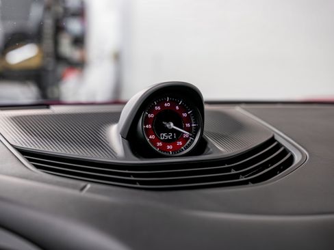 Used 2023 Porsche Taycan GTS image 14