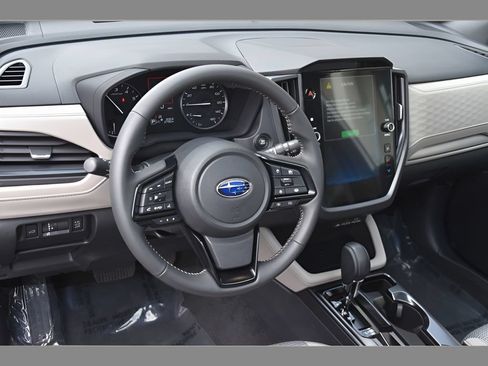 Used 2026 Subaru Forester Premium AWD/4WD image 13