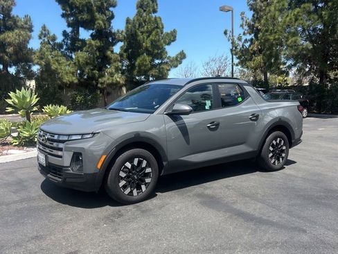 Used 2025 Hyundai Santa Cruz SEL AWD/4WD image 1