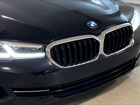 Used 2023 BMW 530i xDrive w/ Convenience Package image 33