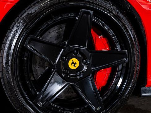 Used 2024 Ferrari SF90 Stradale image 10