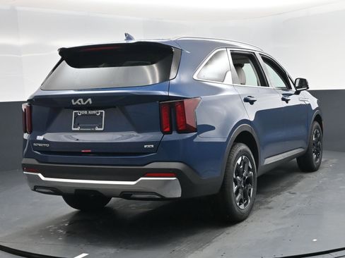 New 2026 Kia Sorento S image 10