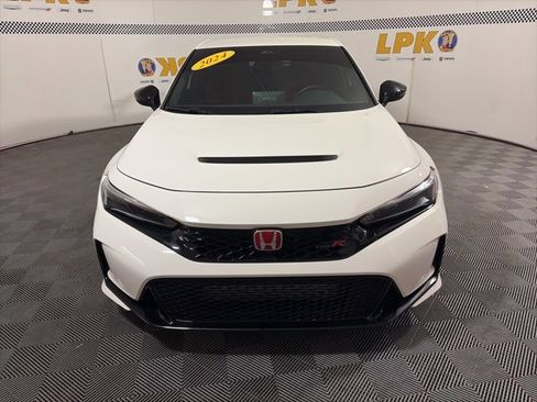 Used 2024 Honda Civic Type R image 7