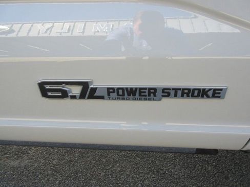 New 2026 Ford F250 Lariat image 16