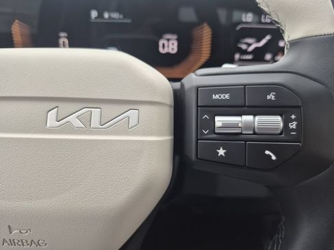 New 2026 Kia K4 GT-Line FWD image 18