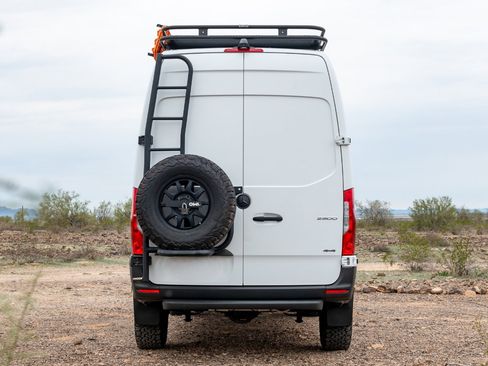 Used 2019 Mercedes-Benz Sprinter 4x4 144 image 8