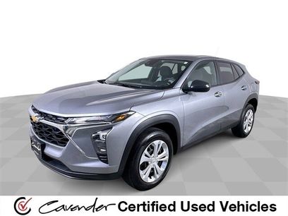 Used 2025 Chevrolet Trax LS w/ Driver Confidence Package