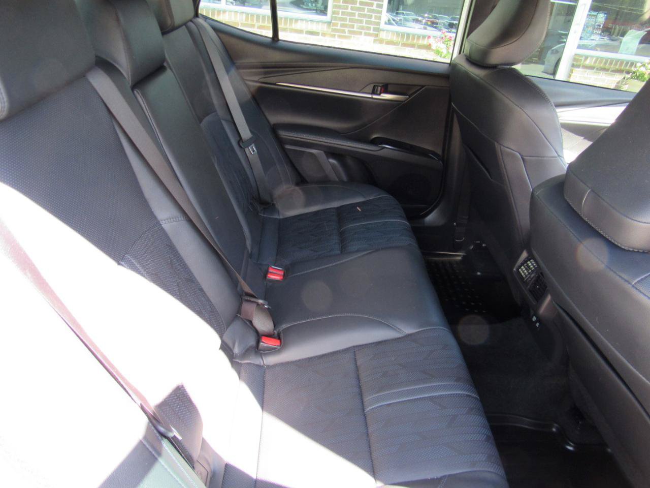 Used 2025 Toyota Camry XSE FWD image 35