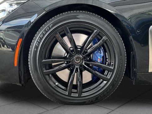 Used 2021 BMW M760i xDrive w/ Luxury Rear Seating Package AWD/4WD image 11