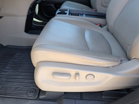 Used 2019 Honda Odyssey EX-L image 10